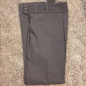 BNWT - limited exact stretch dress pants